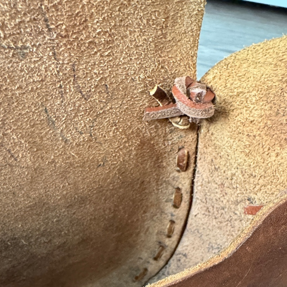 Vintage Brown Embossed Leather Bag - Picture 6 of 14